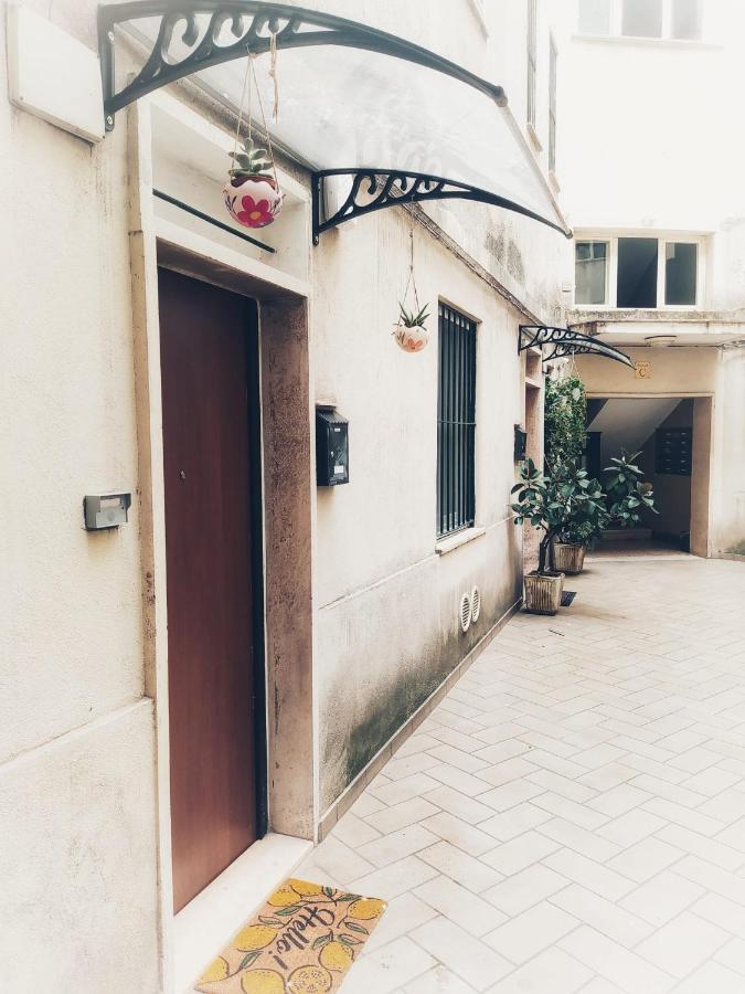 Dimora Ninfee Apartment Rome Bagian luar foto